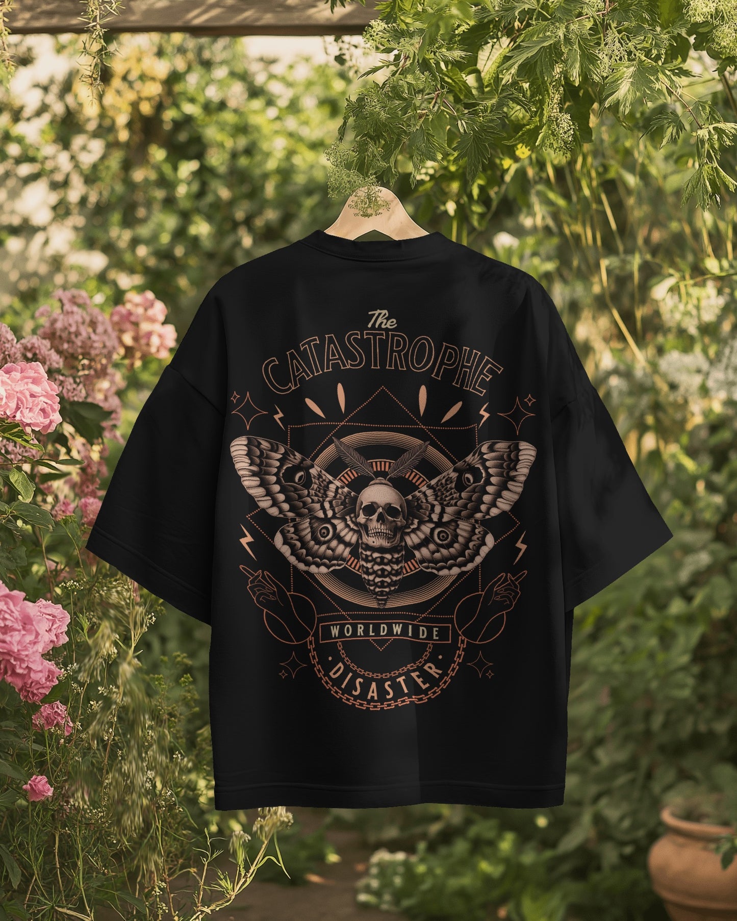 Oversized Catastrophe - Premium T-shirt